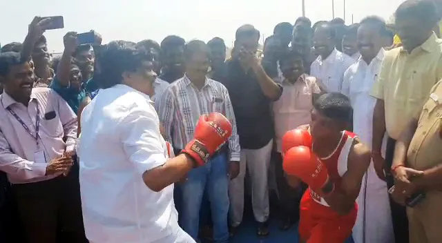MGR on screen! KTR in real time! Boxing is a dream come true!